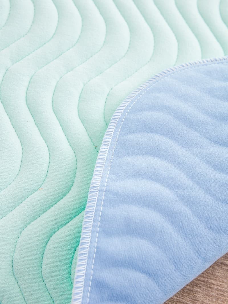 Plain-Colored Looped Fluff Urine Separator Pad suppliers Plain-Colored Looped Fluff Urine Separator Pad suppliers