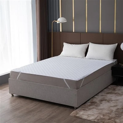 Mattress Protector with Elastic Corners